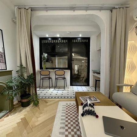 Apartment Near Nanjing Road/ Jing'An Temple/ Renmin Plaza Шанхай Экстерьер фото