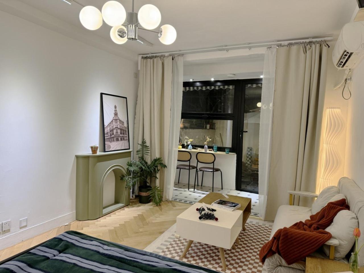Apartment Near Nanjing Road/ Jing'An Temple/ Renmin Plaza Шанхай Экстерьер фото